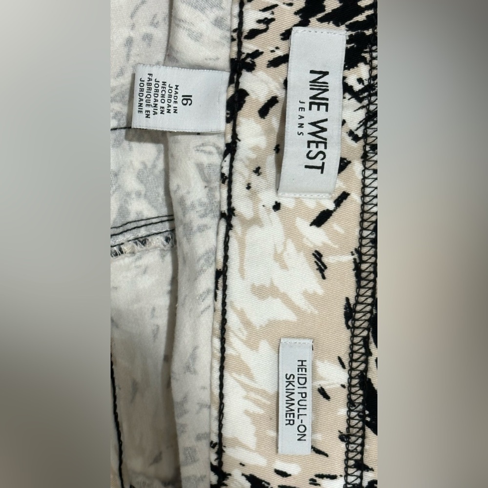 โจ (NWT) Nine West Heidi Skimmer Pants โ Beige & Black, Size 16โจ - Picture 4 of 11